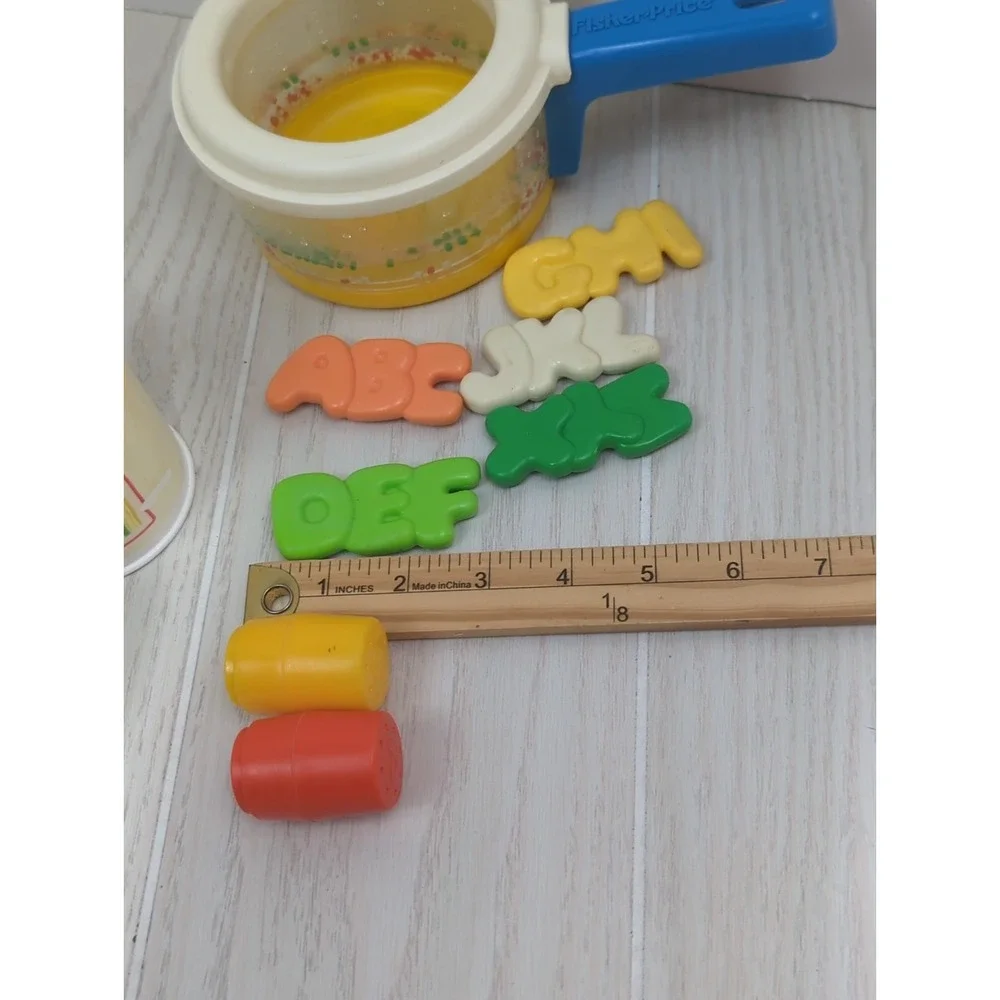 Fisher Vintage Price Fun With Food alphabet soup pot set salt pepper READ USED
